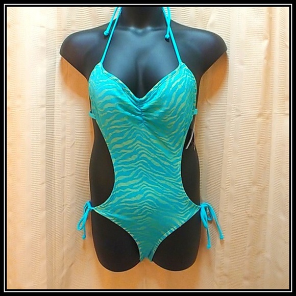 BONGO Other - Sexy BONGO One Piece Swimsuit